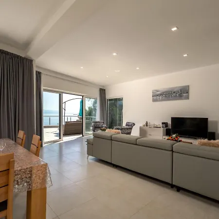 Anna By Interhome Vila *