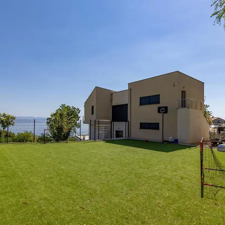Anna By Interhome * Opatija